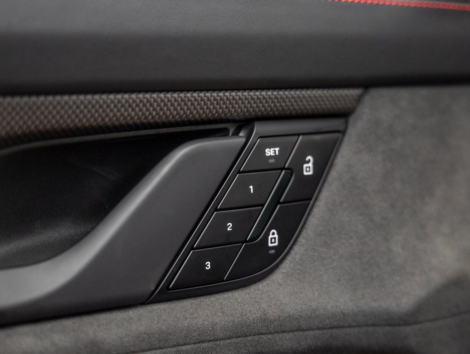 2025 Porsche Taycan Taycan GTS