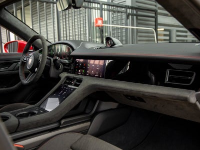 2025 Porsche Taycan Taycan GTS