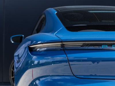 2023 Porsche Taycan GTS