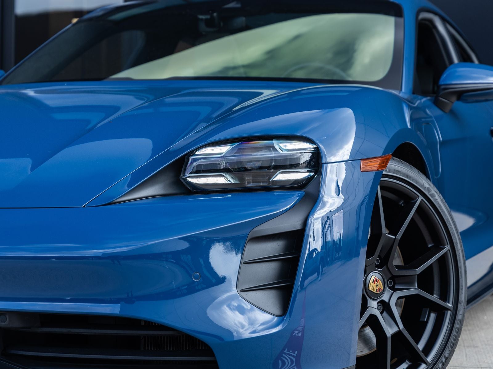 2023 Porsche Taycan GTS