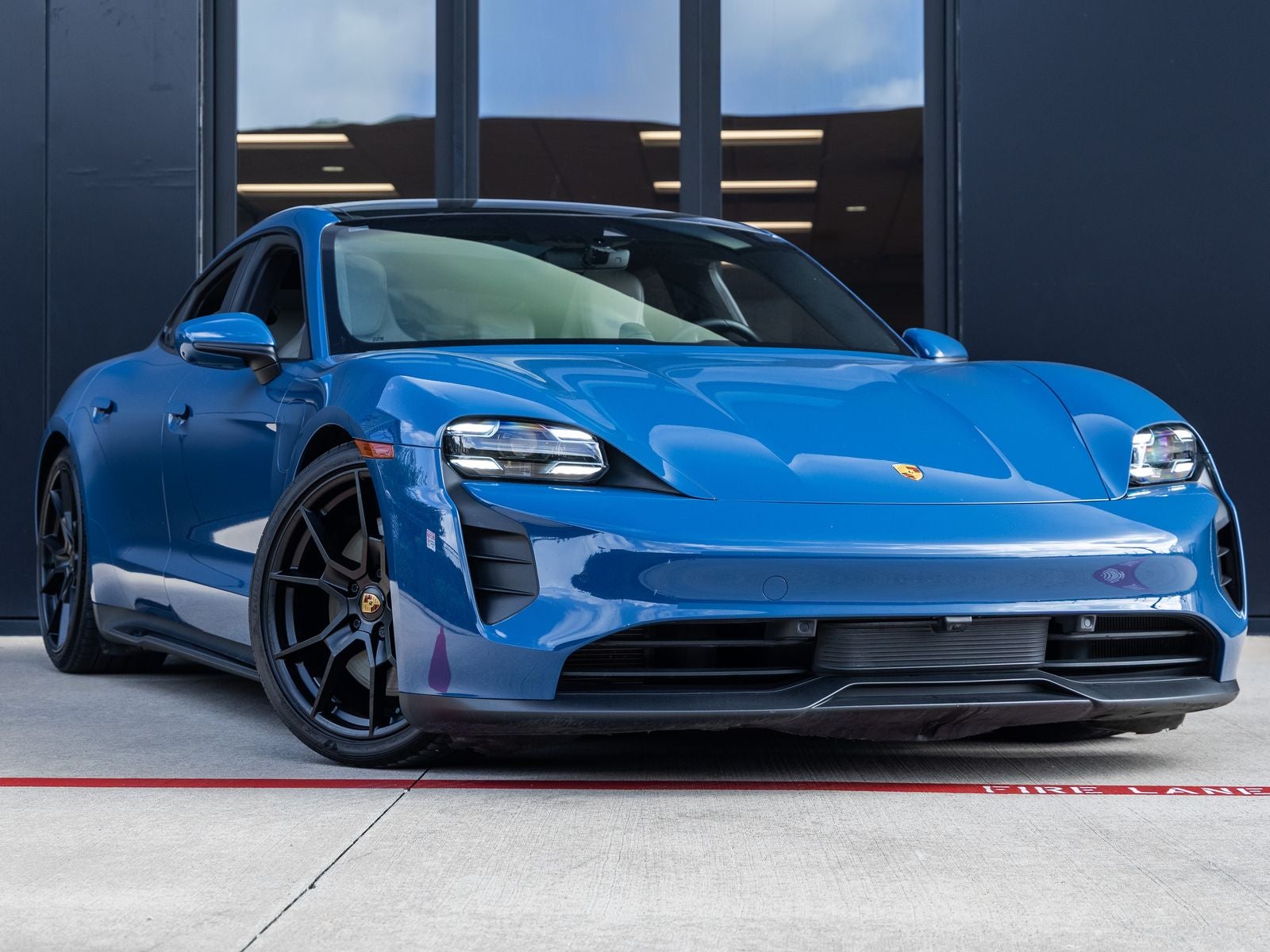 2023 Porsche Taycan GTS