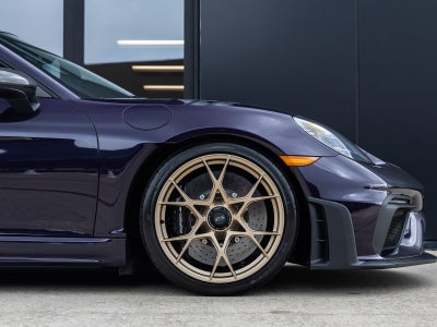 2025 Porsche 718 Cayman GT4 RS