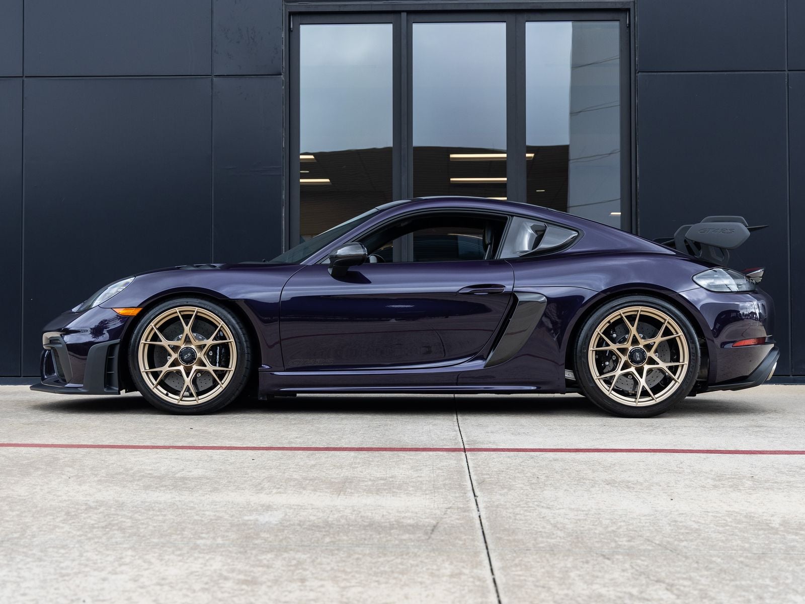 2025 Porsche 718 Cayman GT4 RS