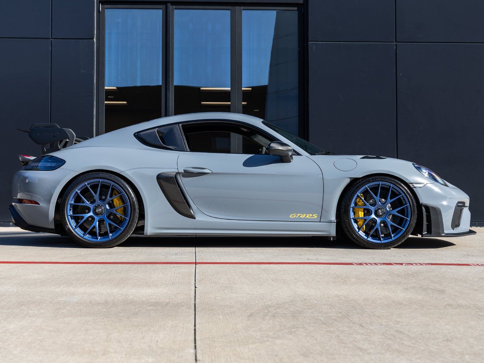 2023 Porsche 718 Cayman GT4 RS