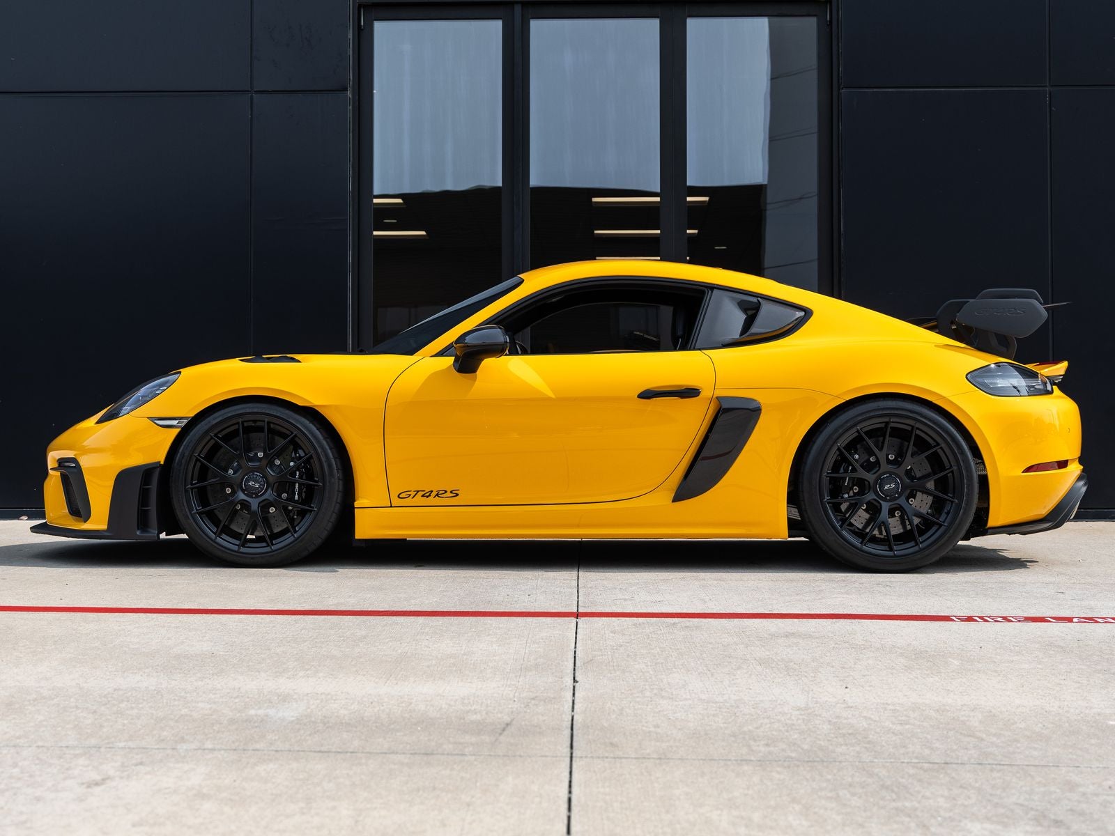 2025 Porsche 718 718 Cayman GT4 RS