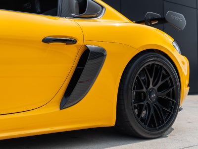 2025 Porsche 718 718 Cayman GT4 RS
