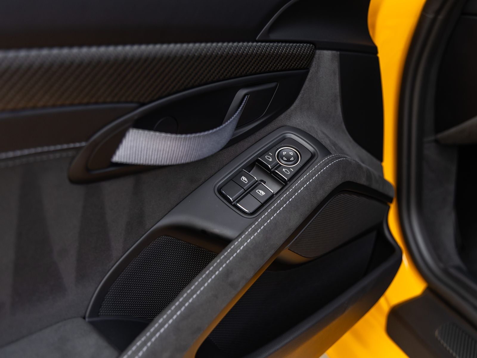 2025 Porsche 718 718 Cayman GT4 RS