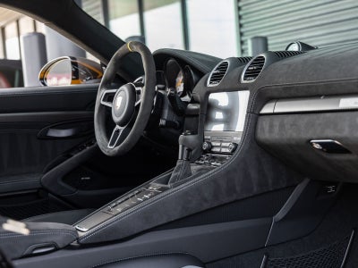 2025 Porsche 718 718 Cayman GT4 RS