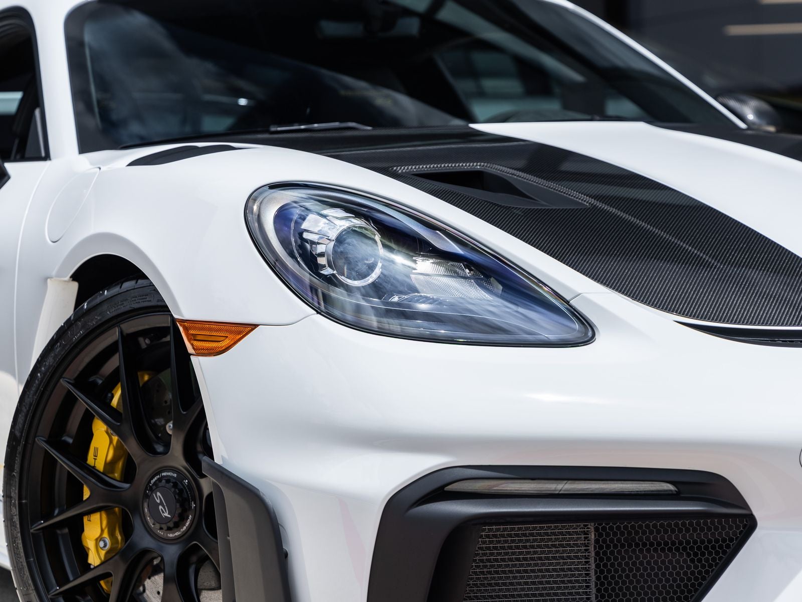 2025 Porsche 718 Cayman GT4 RS