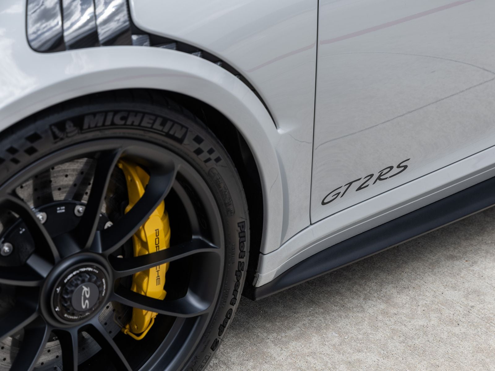 2019 Porsche 911 911 GT2 RS