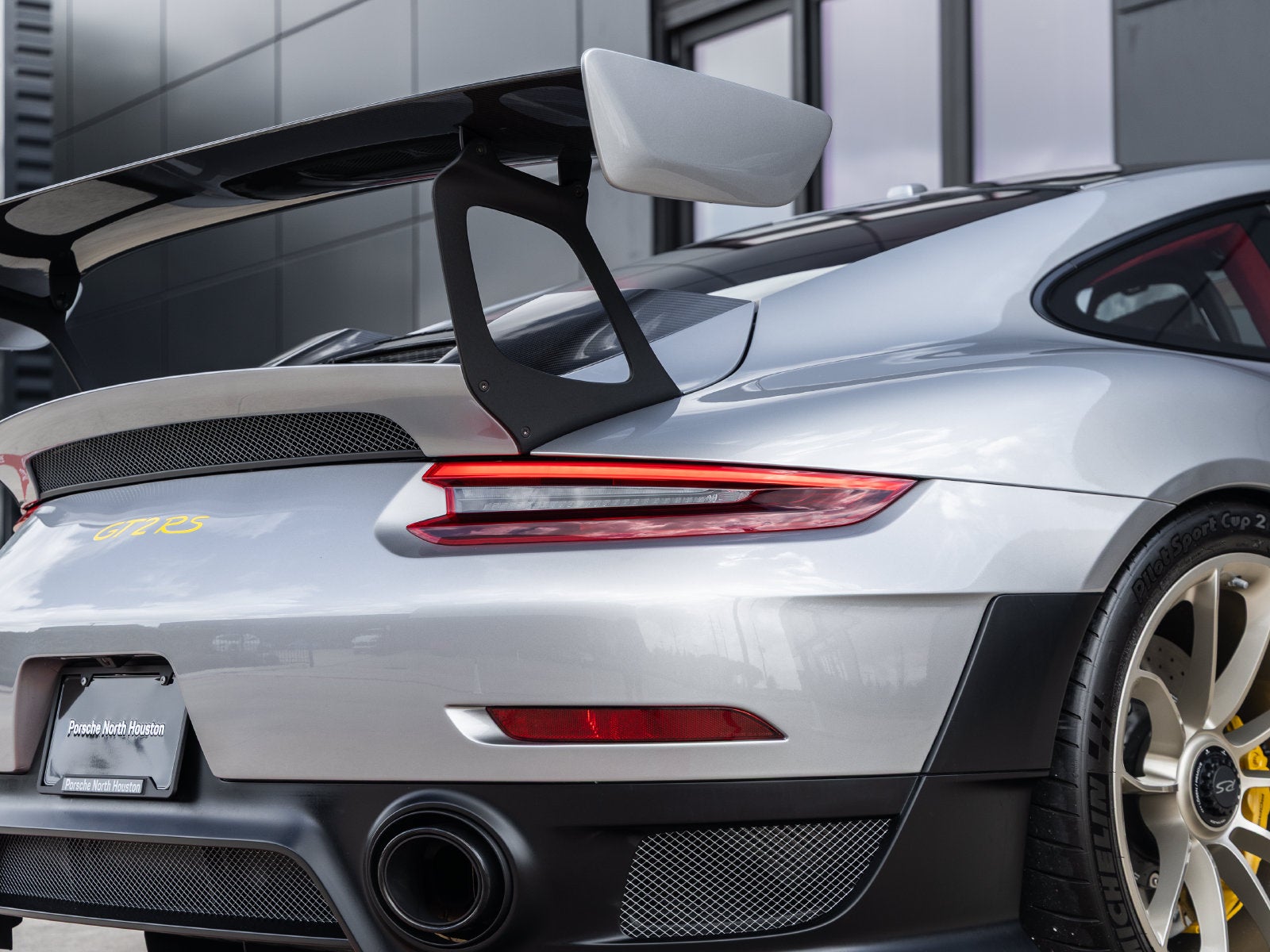 2018 Porsche 911 911 GT2 RS