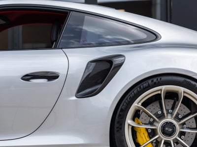 2018 Porsche 911 911 GT2 RS