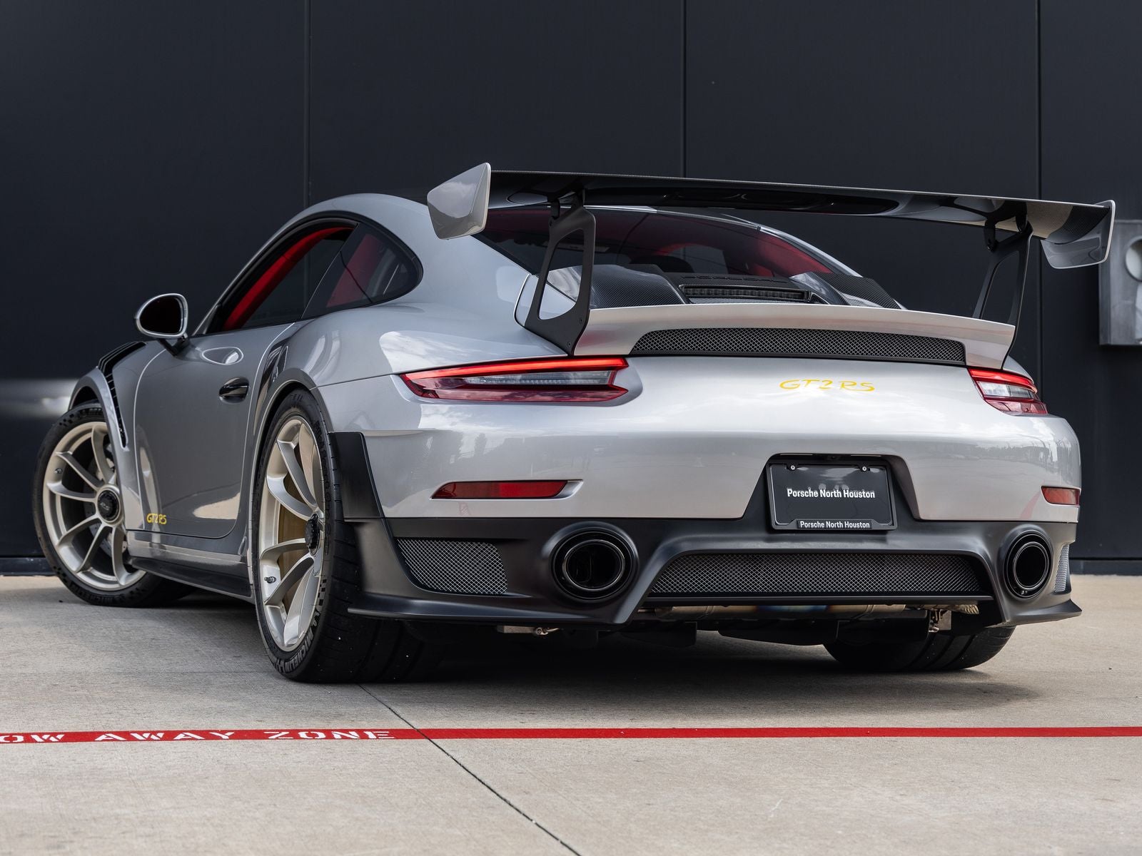 2018 Porsche 911 911 GT2 RS