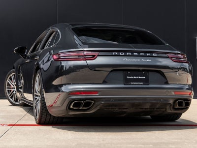 2017 Porsche Panamera Turbo