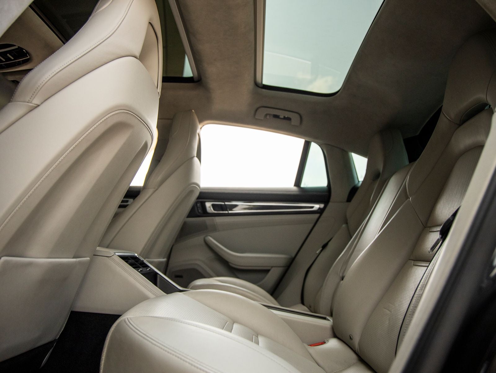 2017 Porsche Panamera Turbo
