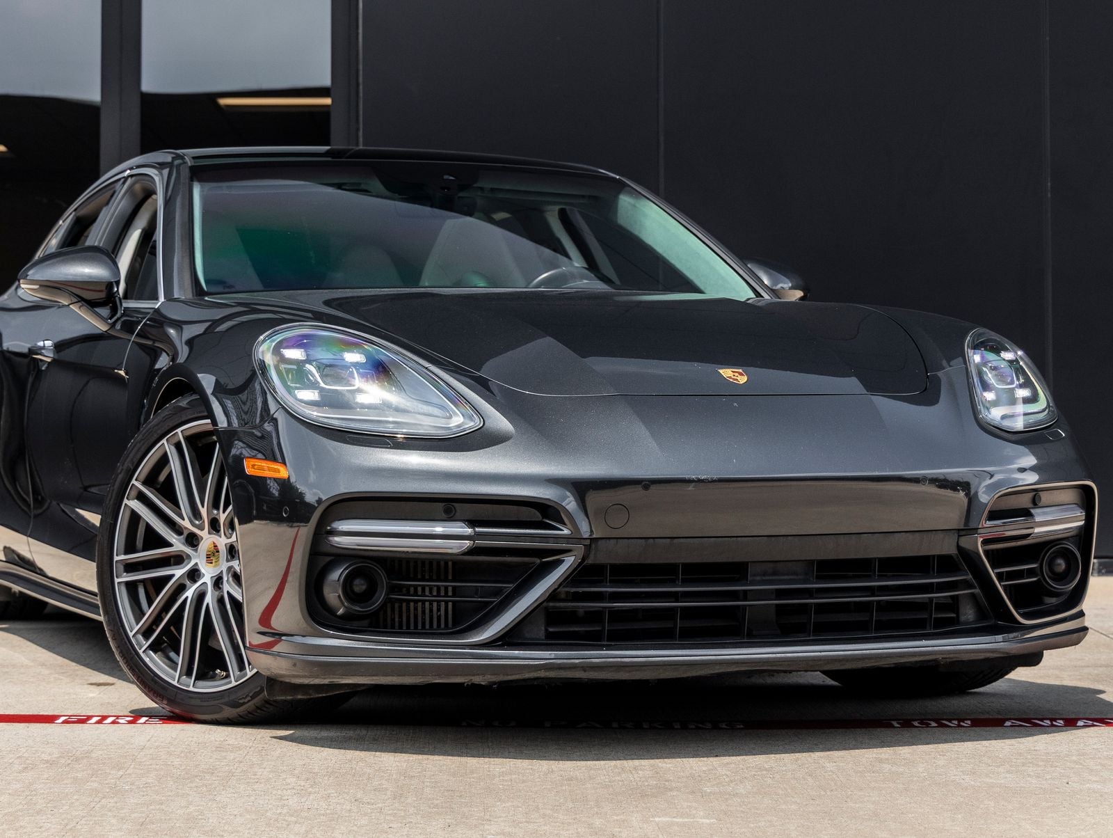 2017 Porsche Panamera Turbo