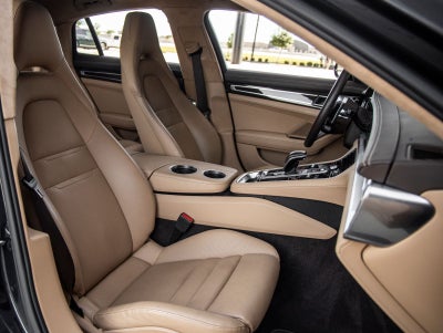 2018 Porsche Panamera Panamera Turbo