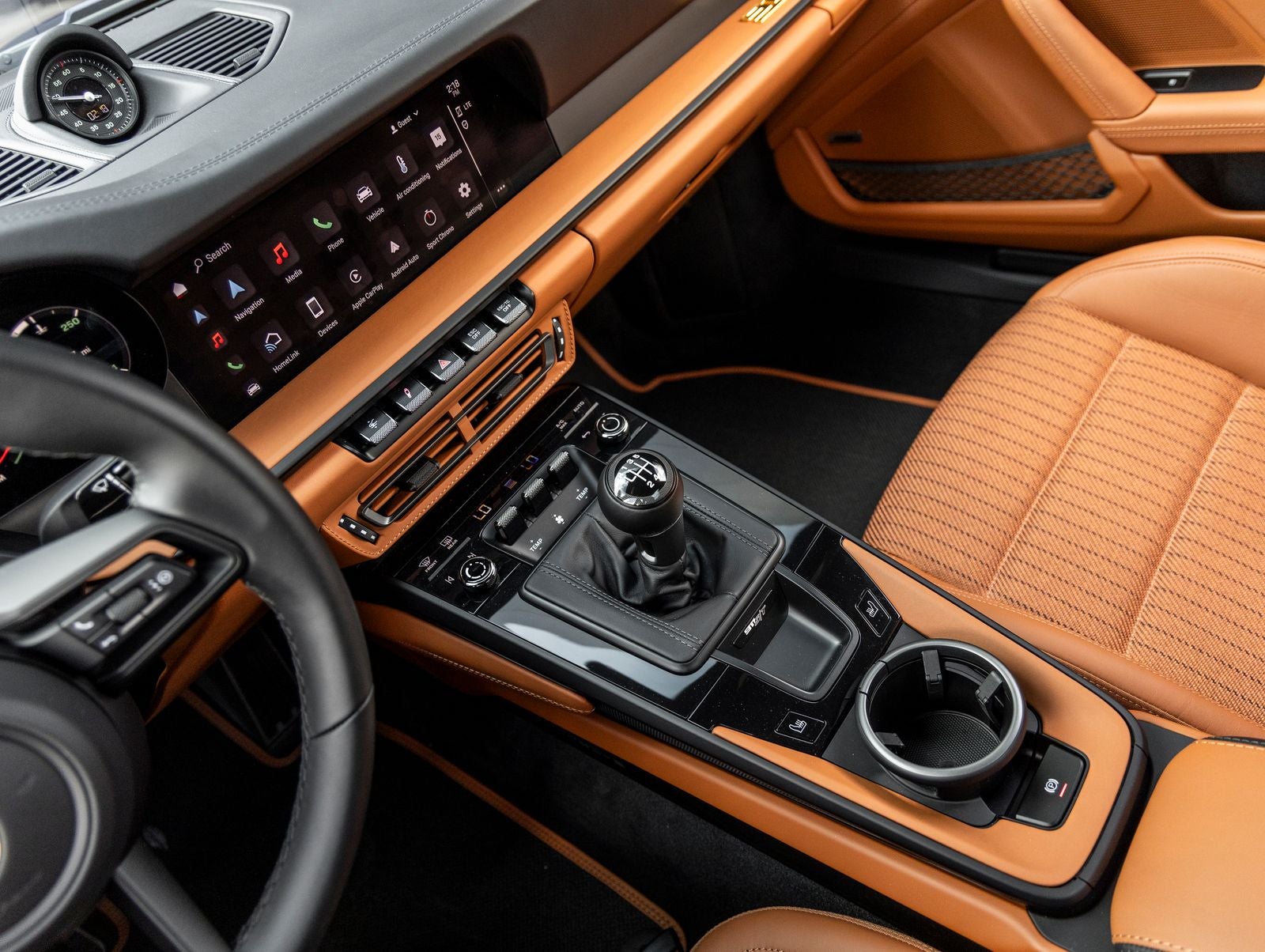 2024 Porsche 911 S/T