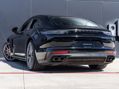 2023 Porsche Panamera GTS