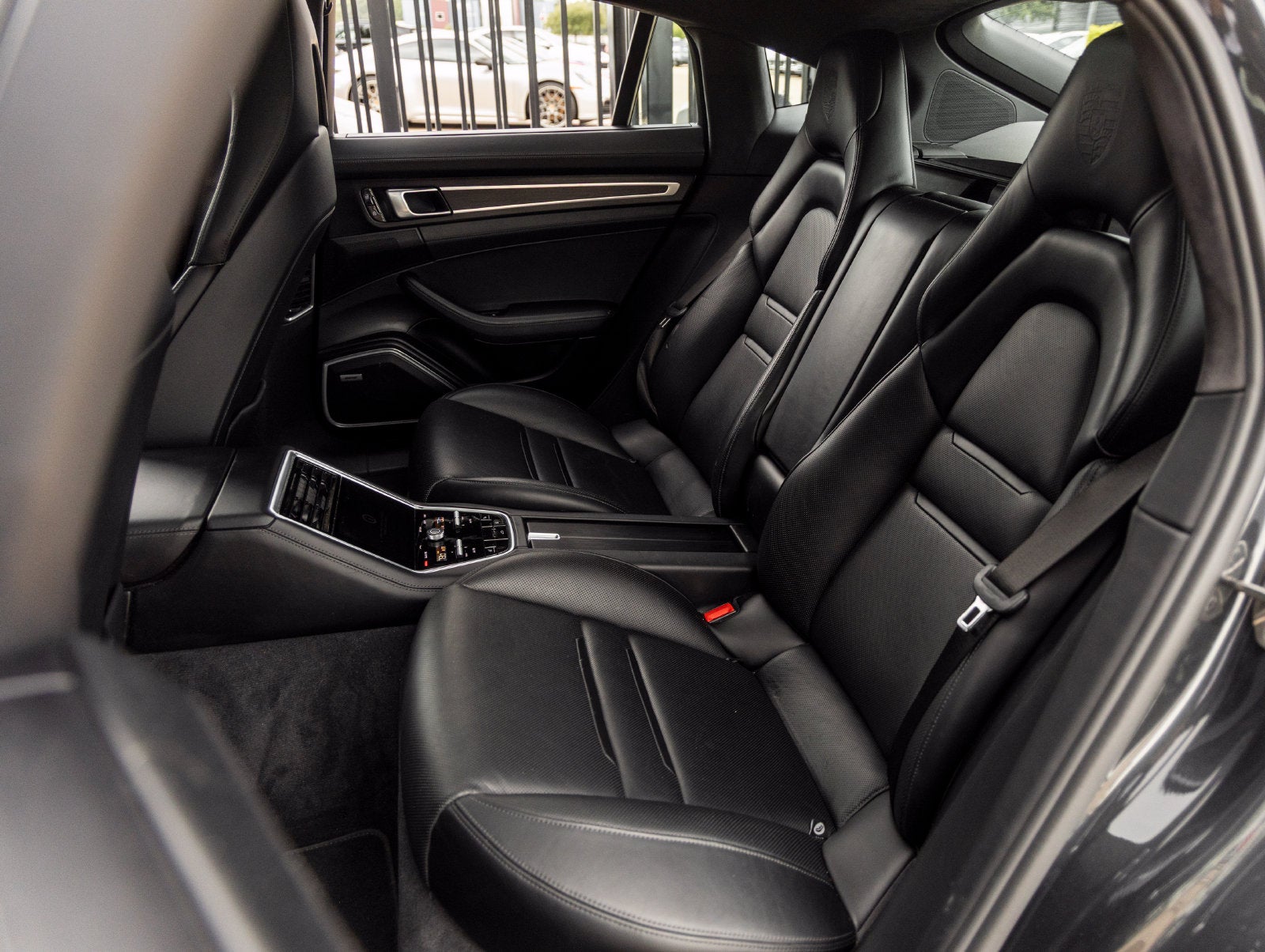 2020 Porsche Panamera Panamera GTS