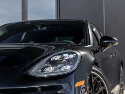 2023 Porsche Panamera Panamera GTS (MY23)