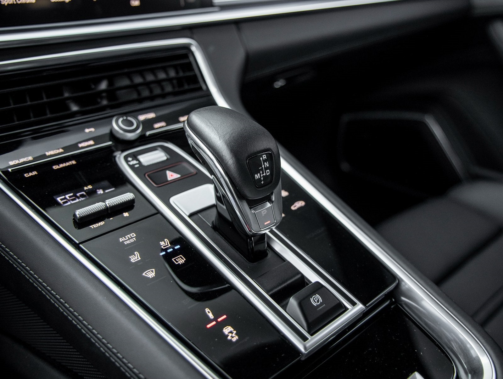 2023 Porsche Panamera Panamera GTS (MY23)