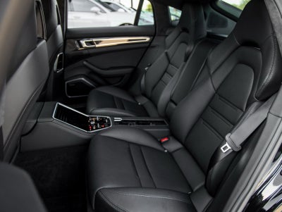 2023 Porsche Panamera Panamera GTS (MY23)