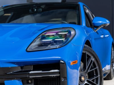 2025 Porsche Panamera Panamera GTS