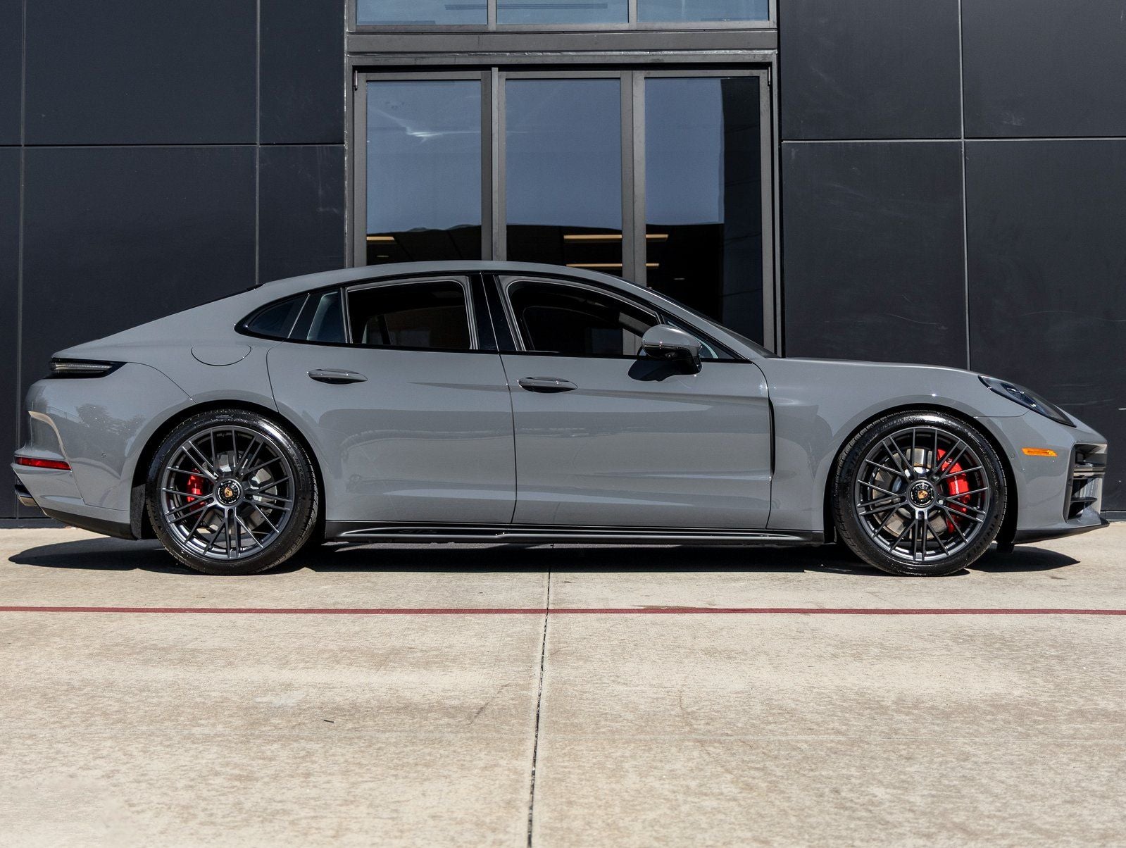 2026 Porsche Panamera GTS