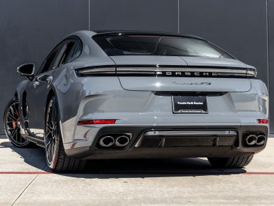 2026 Porsche Panamera GTS