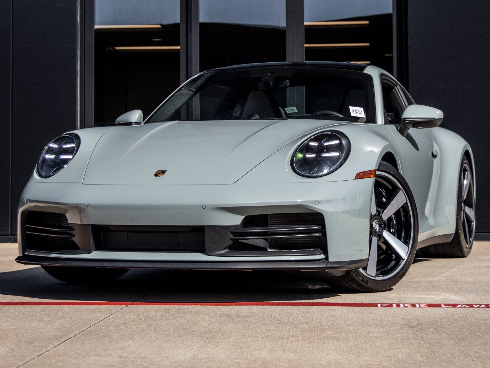 2025 Porsche 911 Carrera S