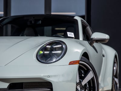 2025 Porsche 911 Carrera S