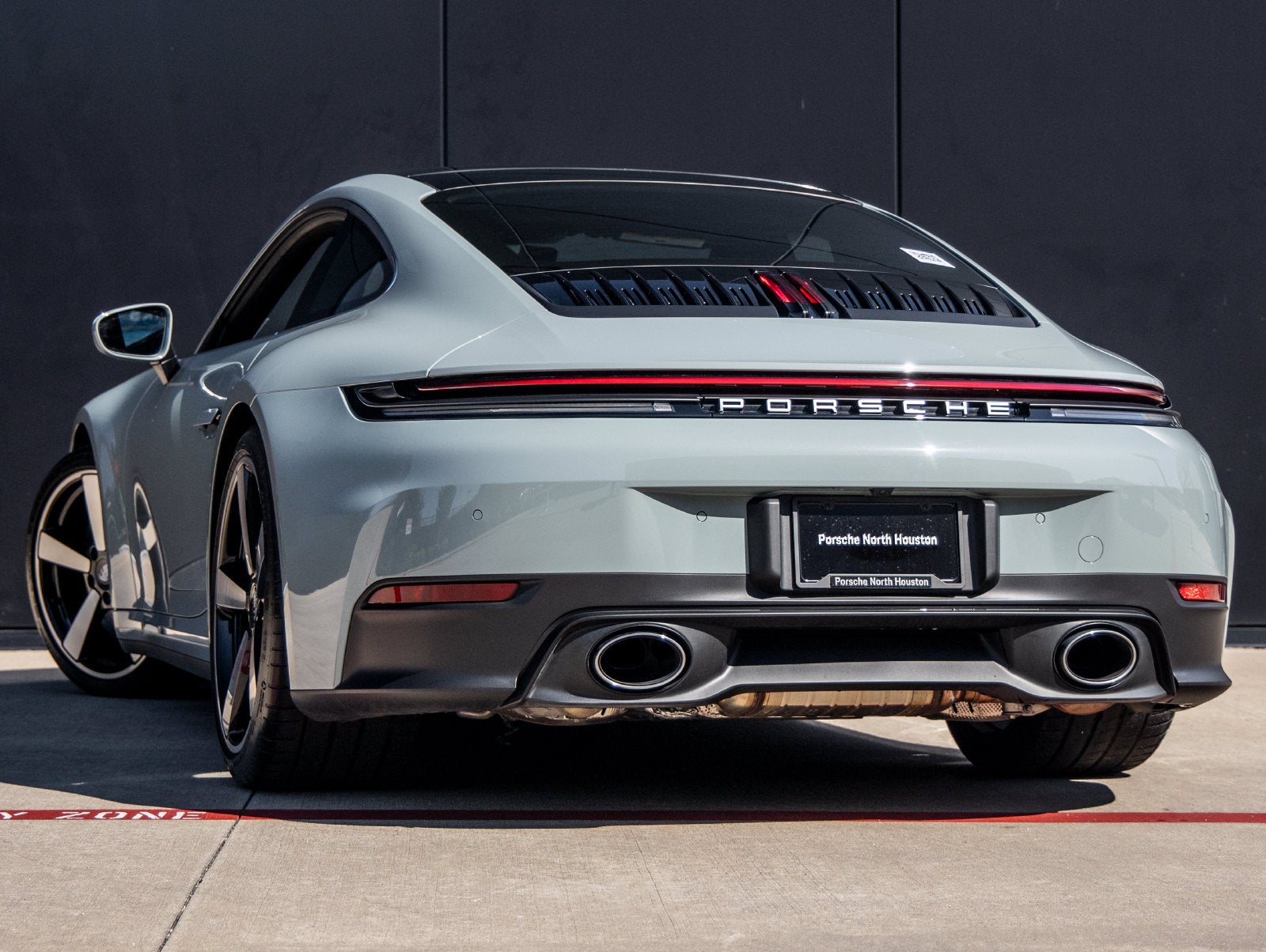2025 Porsche 911 Carrera S