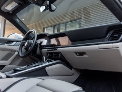 2025 Porsche 911 Carrera S