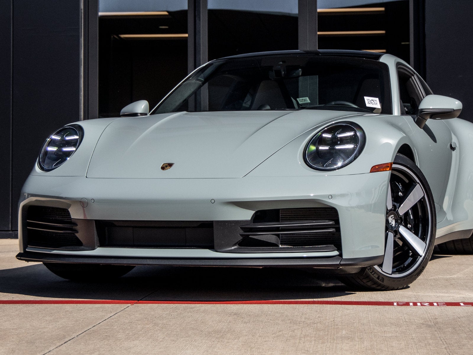 2025 Porsche 911 Carrera S