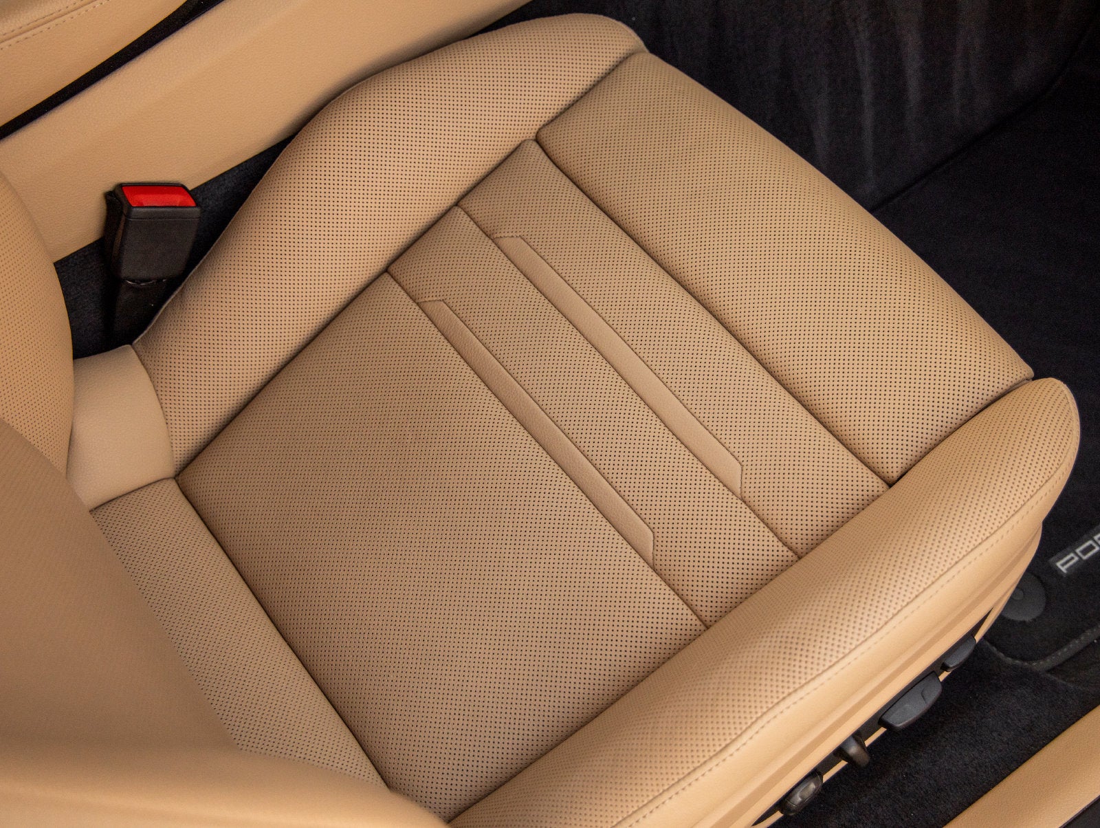 2023 Porsche Panamera Panamera Platinum Edition