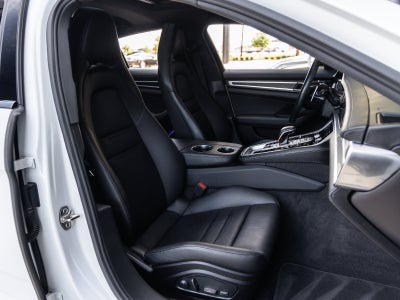 2023 Porsche Panamera Panamera 4 Platinum Edition