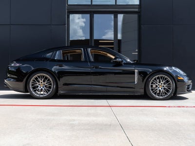 2023 Porsche Panamera Panamera 4 Platinum Edition