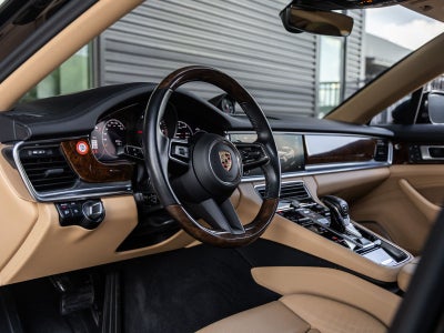 2023 Porsche Panamera Panamera 4 Platinum Edition
