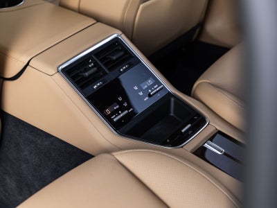 2023 Porsche Panamera Panamera 4 Platinum Edition