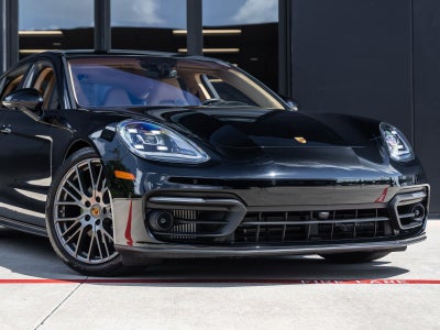 2023 Porsche Panamera Panamera 4 Platinum Edition