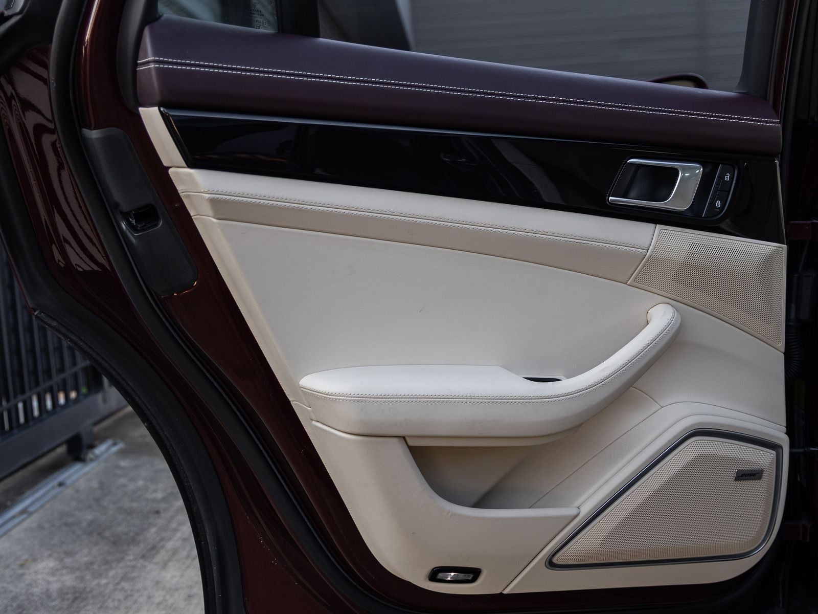 2022 Porsche Panamera 4