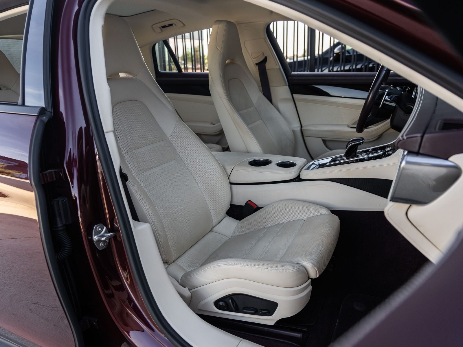 2022 Porsche Panamera 4