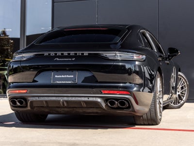 2023 Porsche Panamera 4 Platinum Edition