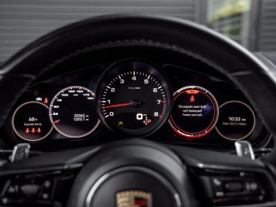 2023 Porsche Panamera 4 Platinum Edition