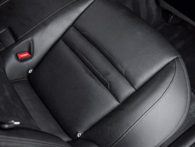 2023 Porsche Panamera 4 Platinum Edition