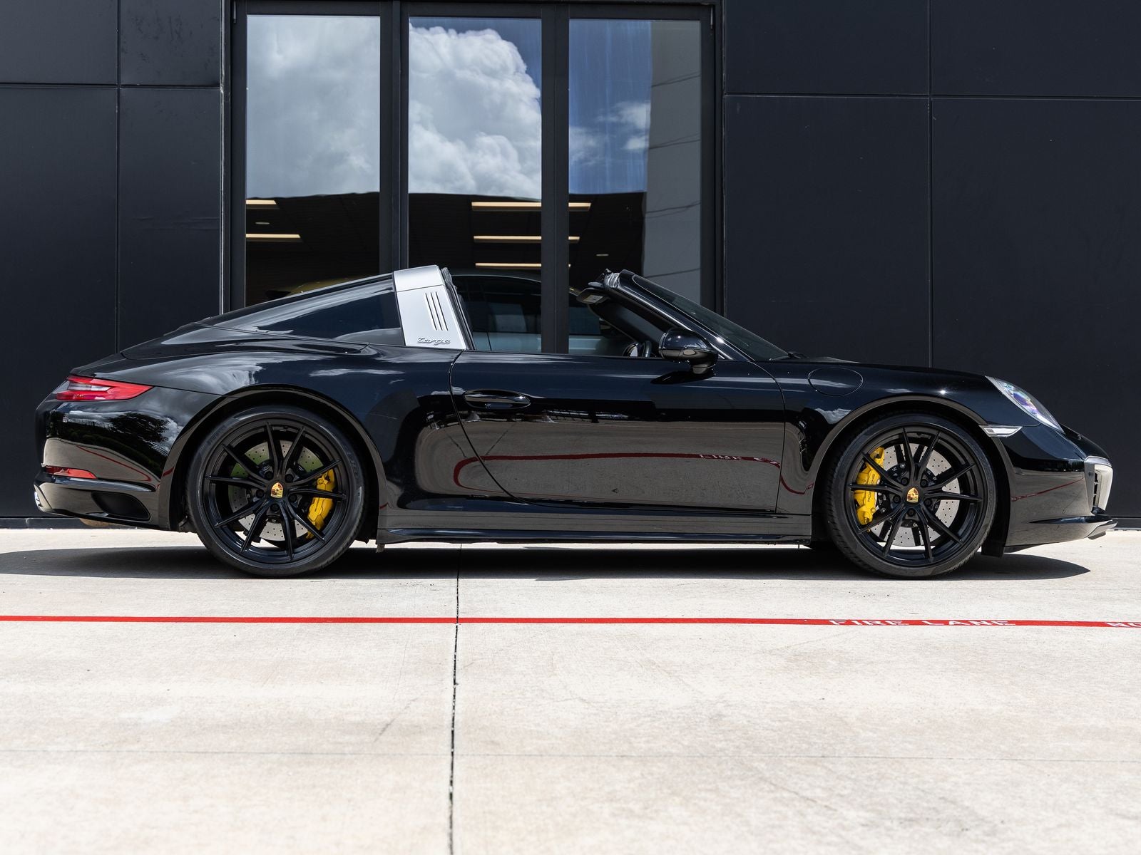 2017 Porsche 911 Targa 4S