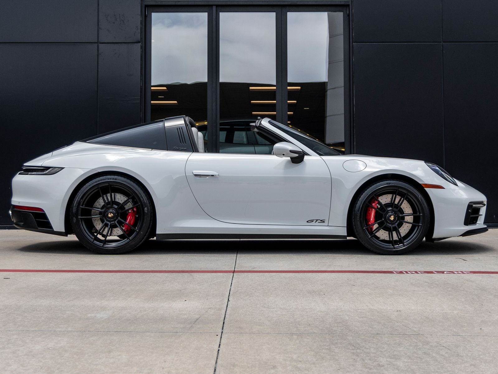 2022 Porsche 911 Targa 4 GTS