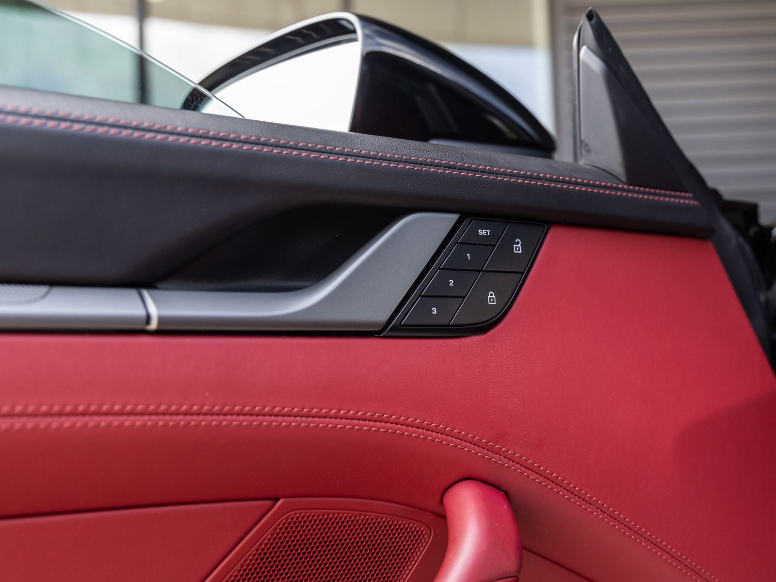 2024 Porsche 911 Targa 4S