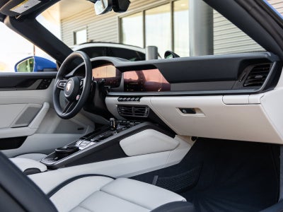 2026 Porsche 911 Carrera Cabriolet